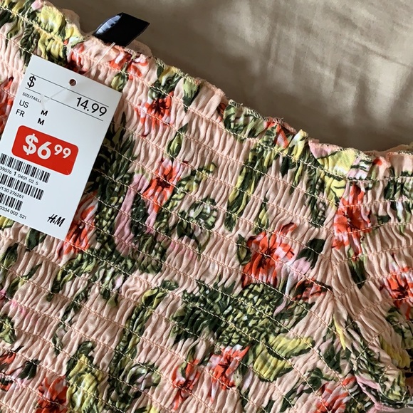 H&M crop top - Picture 3 of 3